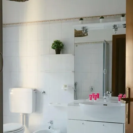Apartment Piana112 *